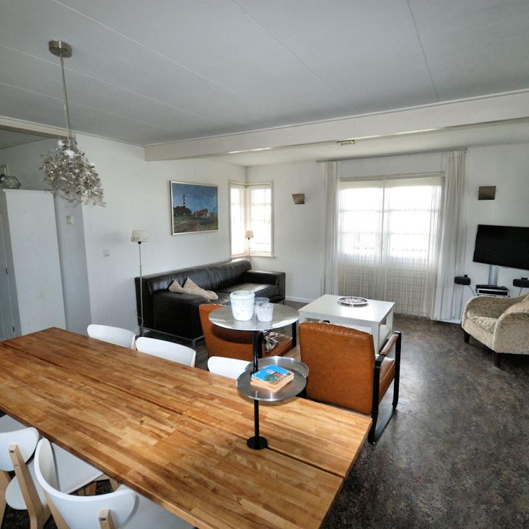Bungalow Onder´t Stroodak